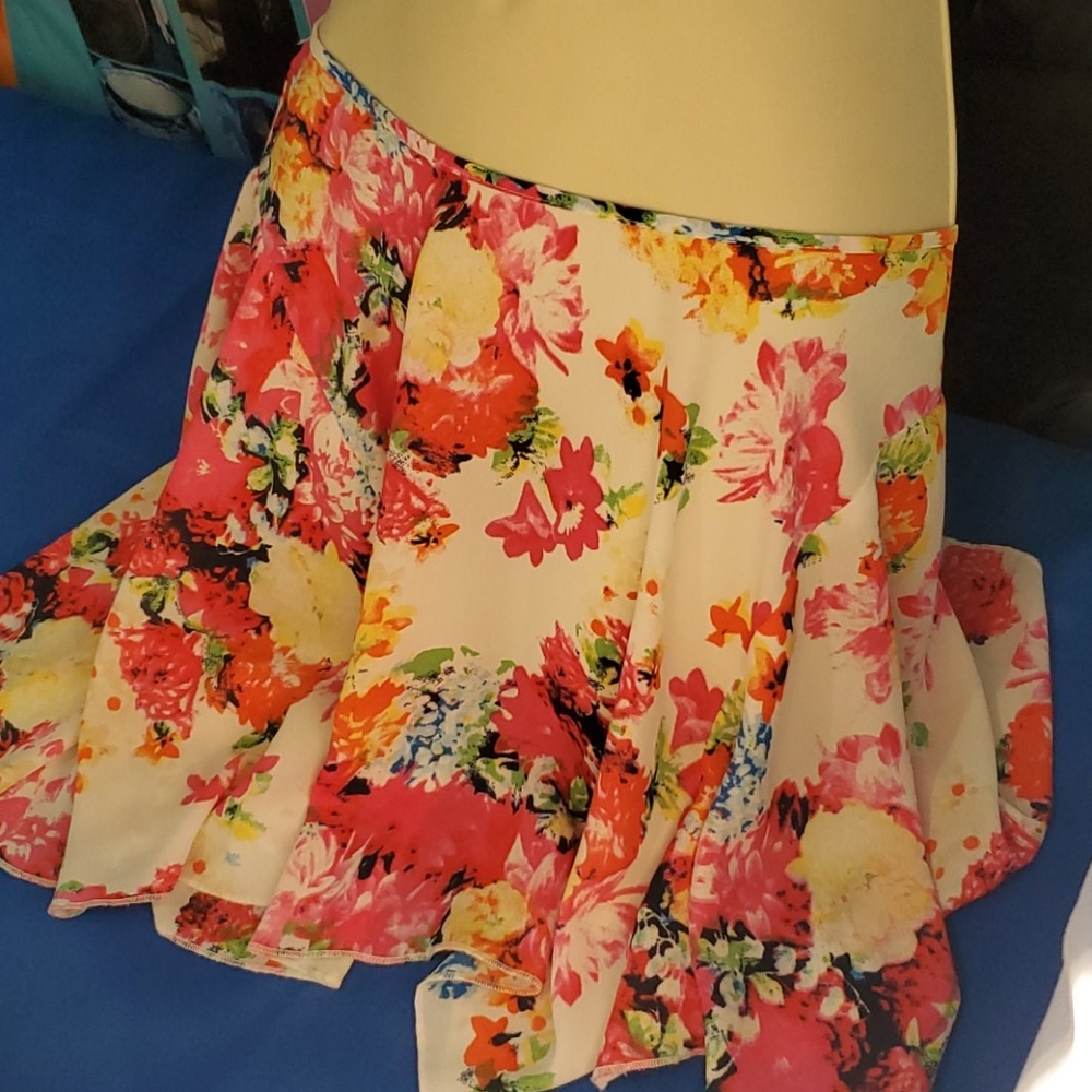 Seductions Shorts